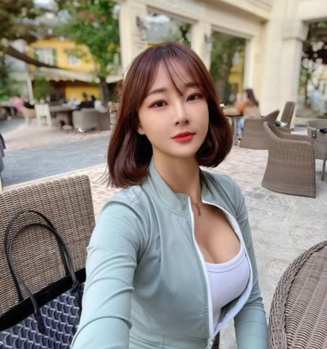 图片[15]-[健身模特]元气少女颜值+性感撩人身材，是你心动的类型吗？-PPOBM时尚