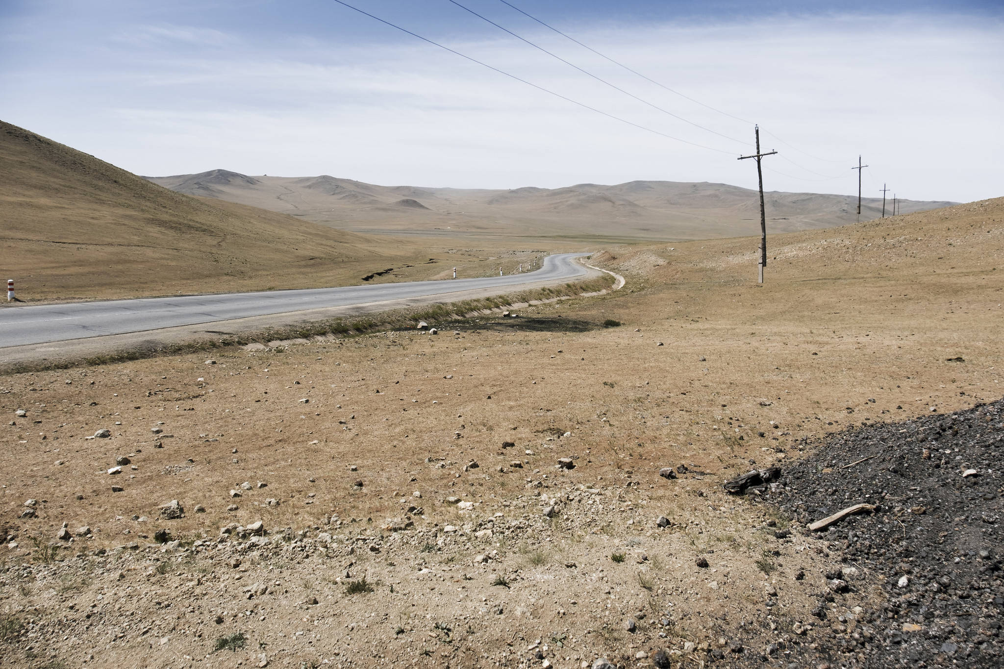 中国的沙漠治理取得突破，印度却早引用青藏高原之水造田千万亩