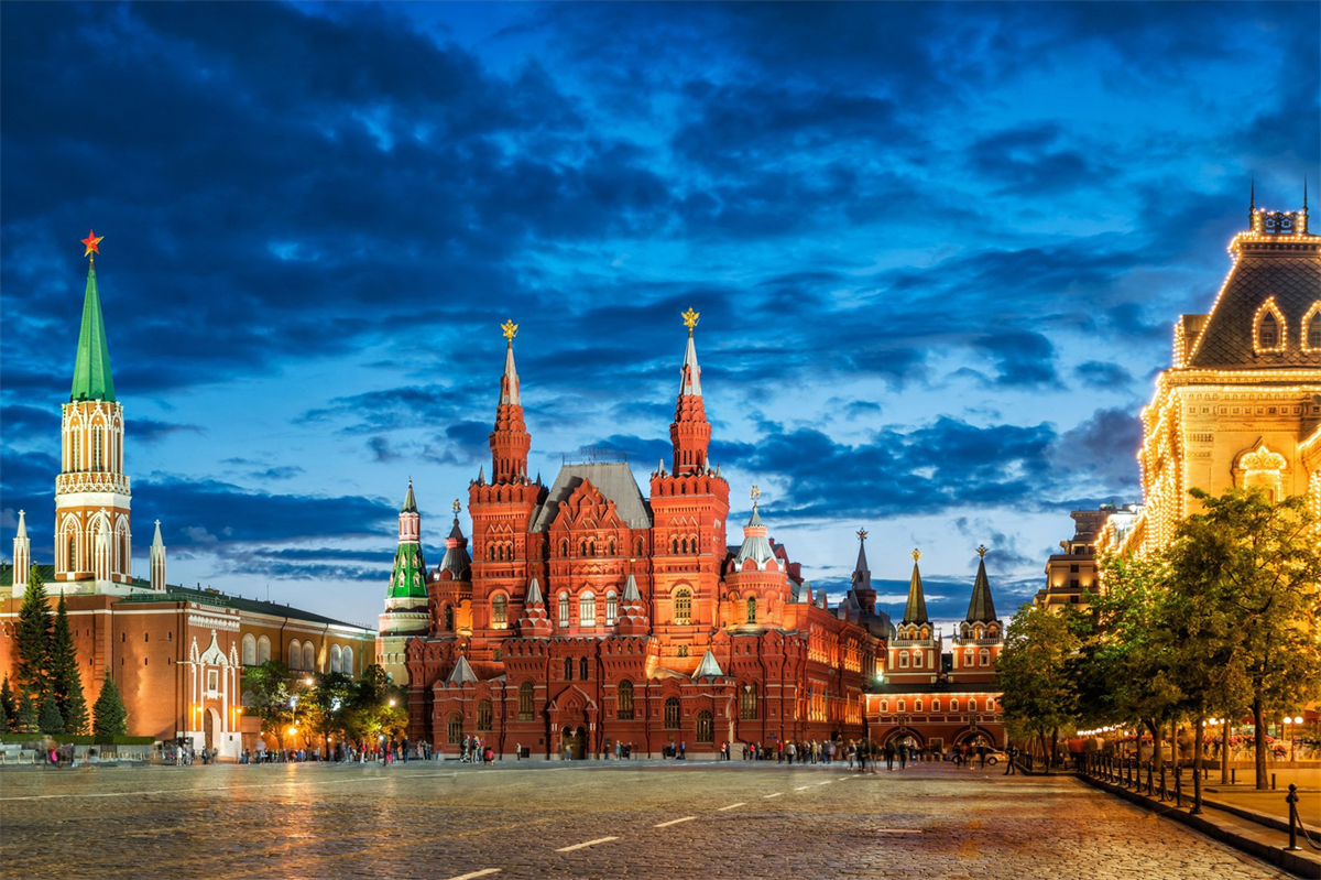 莫斯科建筑以宏伟壮观,气势磅礴而享誉世界它们不只典雅庄重 又不失