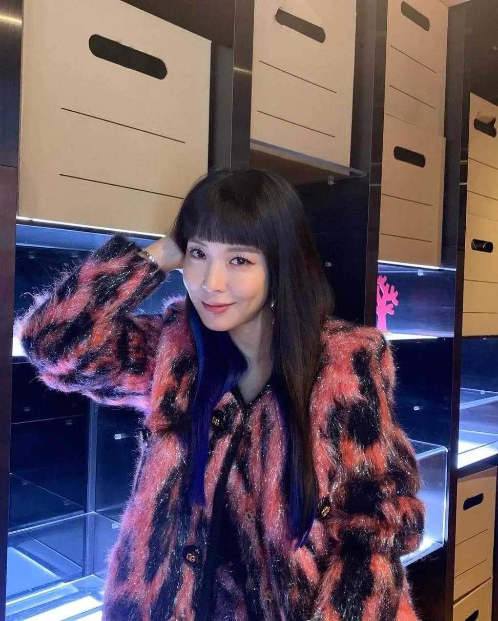 韩国天后宝儿，虽然个子不高，但气场实在是太强大了