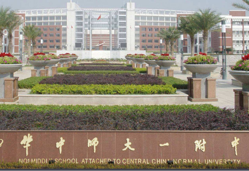 全国百强高中排行榜，衡水、人大附中纷纷入围，榜首是“实力派”