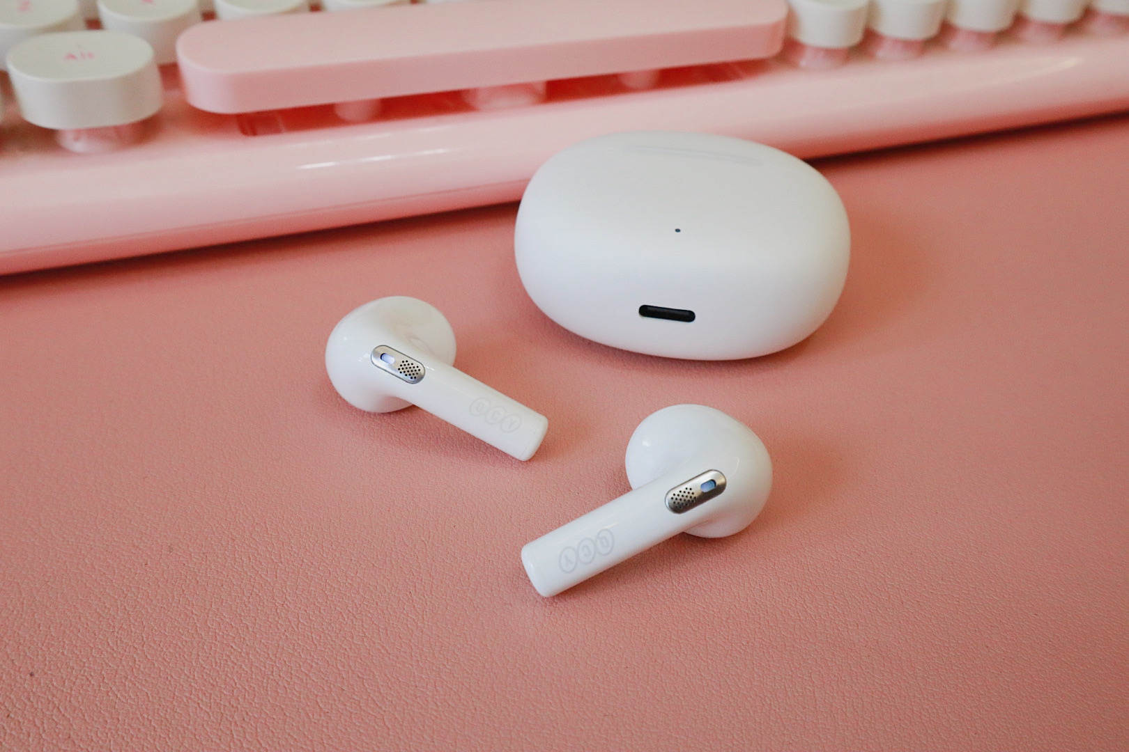 尝鲜QCY AilyPods蓝牙耳机，百元耳机搅局者