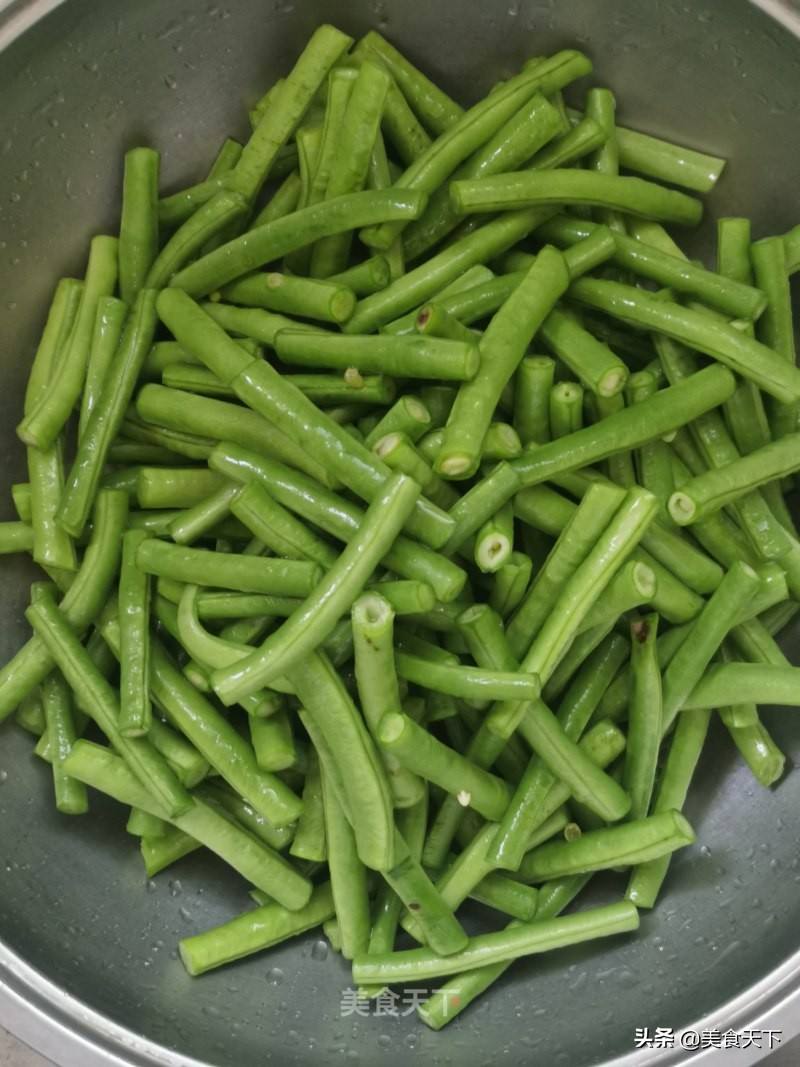 家常豇豆这样做，可以多吃好几碗饭！操作简单，喜欢你就试试吧