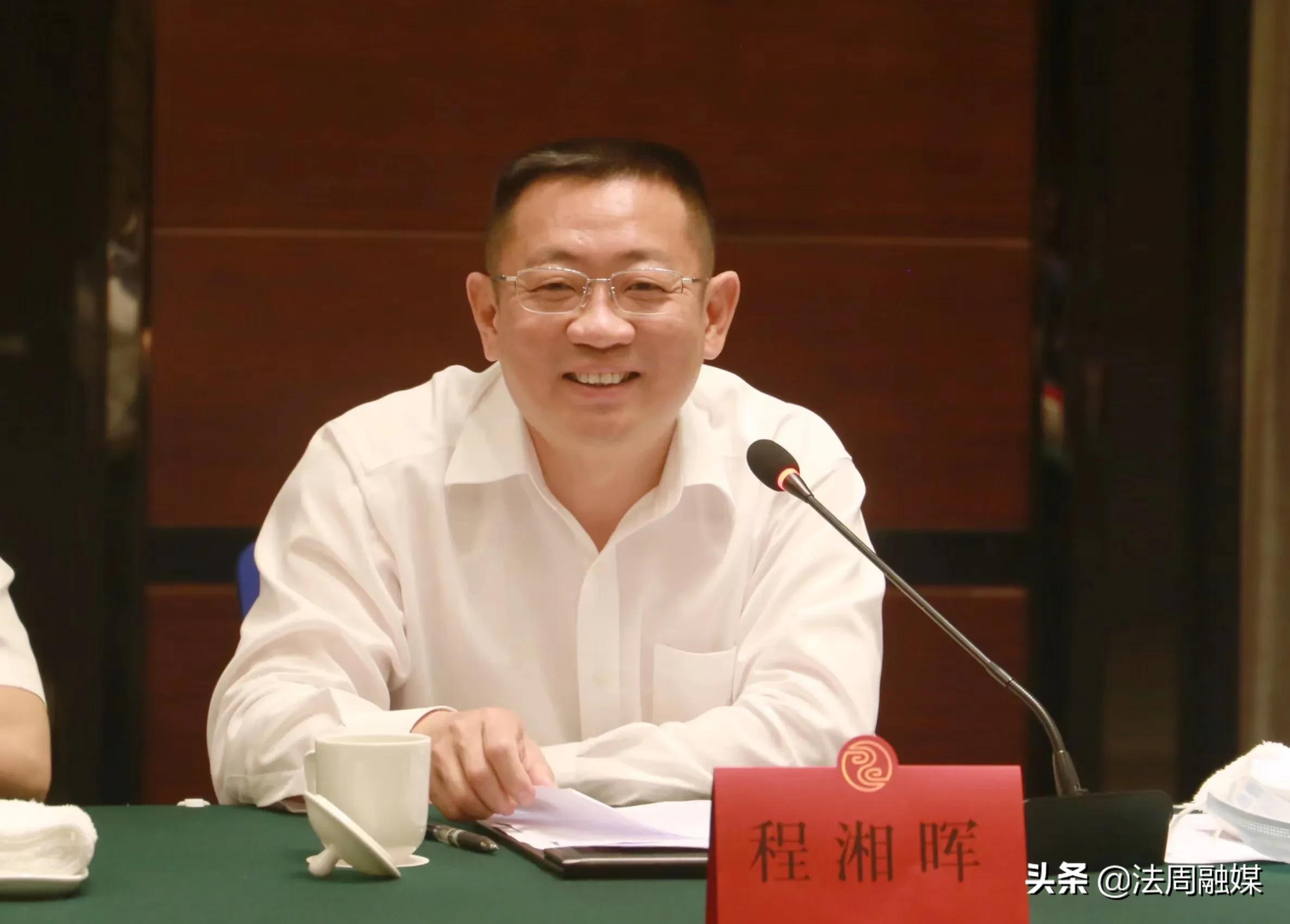 省血防专家组来澧开展血吸虫病传播风险评估