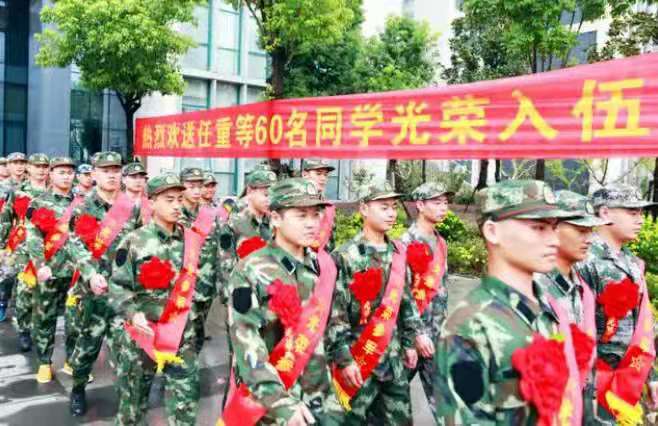 2022年军校招生变化，专科生“失宠”，将失去资格报考