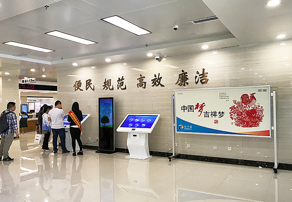 商業(yè)顯示行業(yè)進(jìn)入蓬勃時(shí)代，商業(yè)顯示發(fā)展歷程