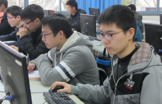 考研专业中的四大“卷王”，复试远超国家线，想报考的学生要慎重