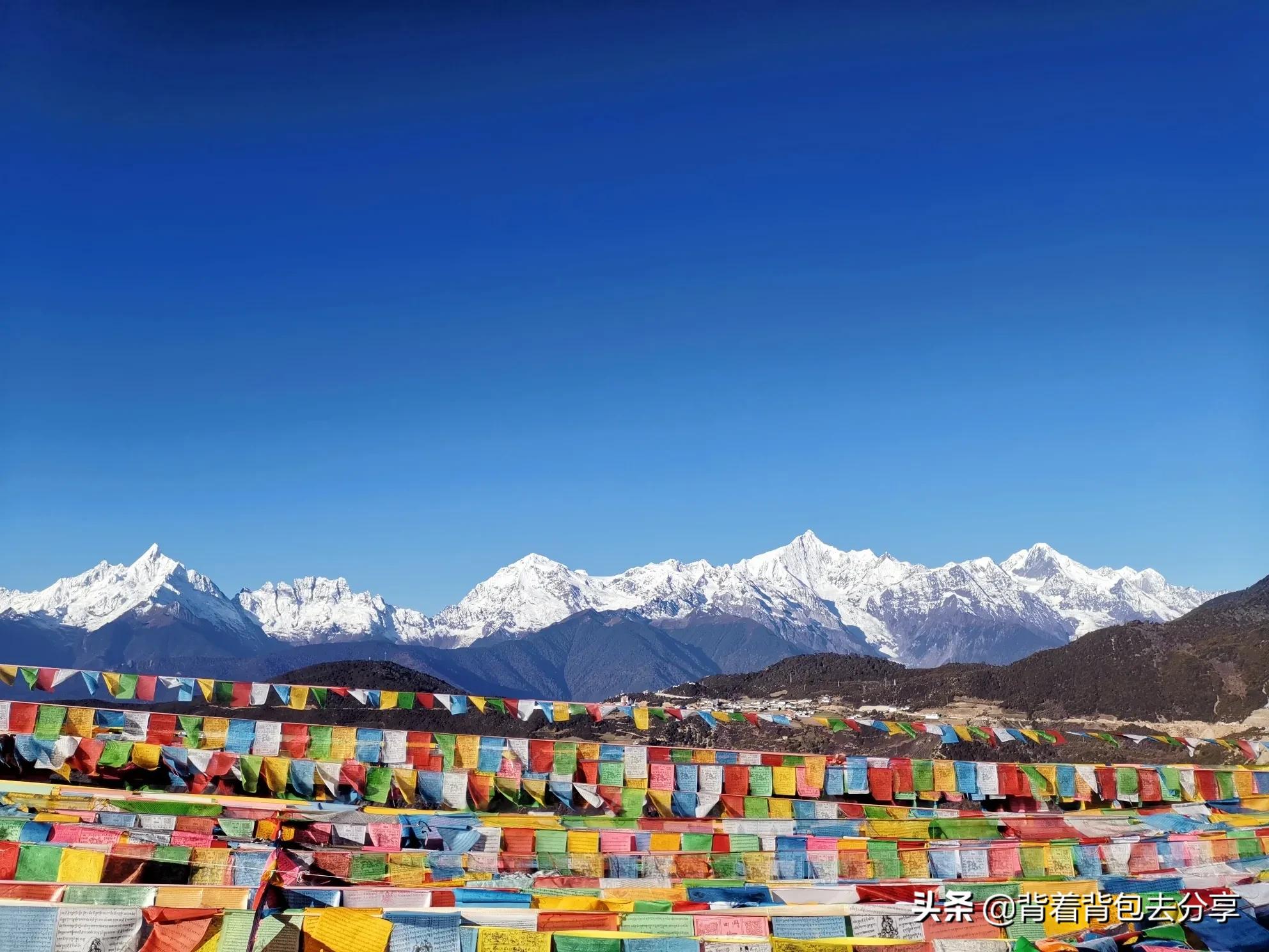 世界十大山峰(中国最美的十大山峰，美得令人窒息，胜似人间仙境，你打卡过几座)