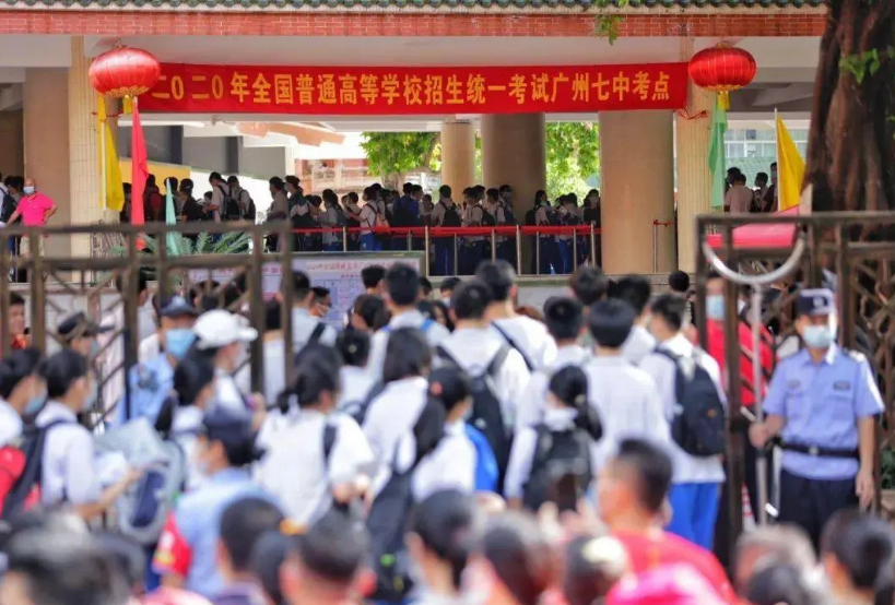 2022高考人数出炉，河南再次“拔得头筹”？山东、广东也不甘落后