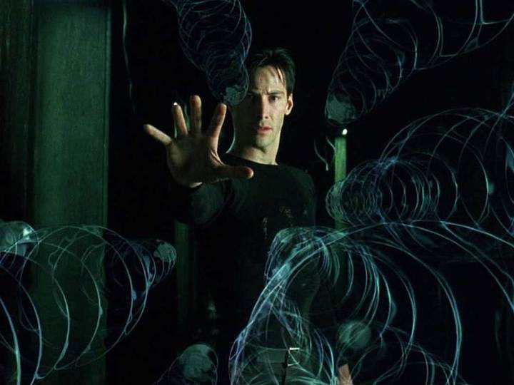 看了黑客帝国游戏画面，我开始相信其电影剧情