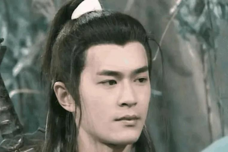 古装封神的男演员，古装扮相大气端庄