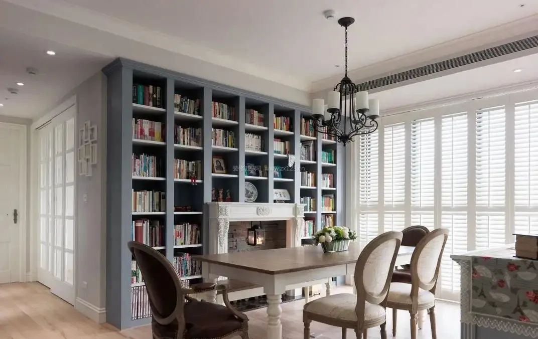 餐厅这样设计，低频小空间实现高效利用