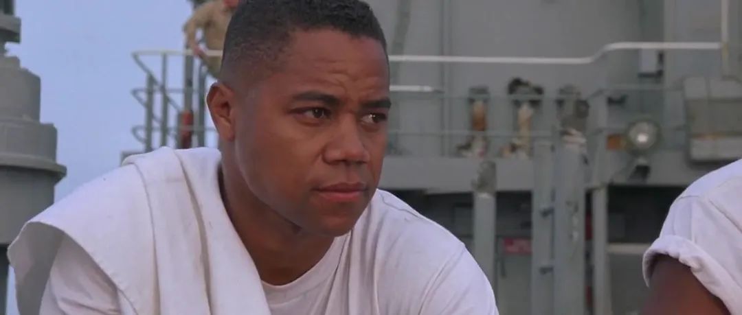 《怒海潜将》德尼罗古丁演技炸裂！不亚于狂风暴雨的袭击