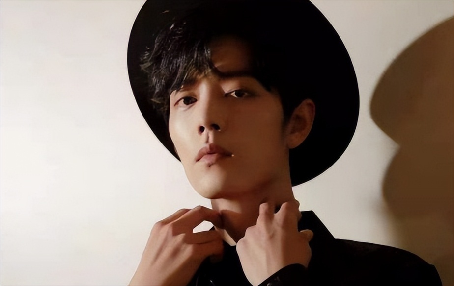 肖战的爆红背后：中国传统审美的回归，经历过风雨，也看到过彩虹