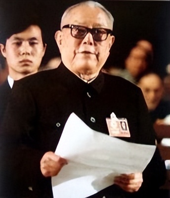 54年李先念向毛主席提出一请求，主席：你真是一见面就给我出难题