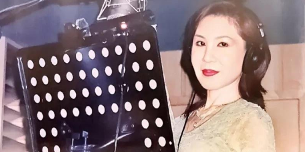 杨钧钧：当年的古龙御用女主惨遭群嘲，她经历了什么？