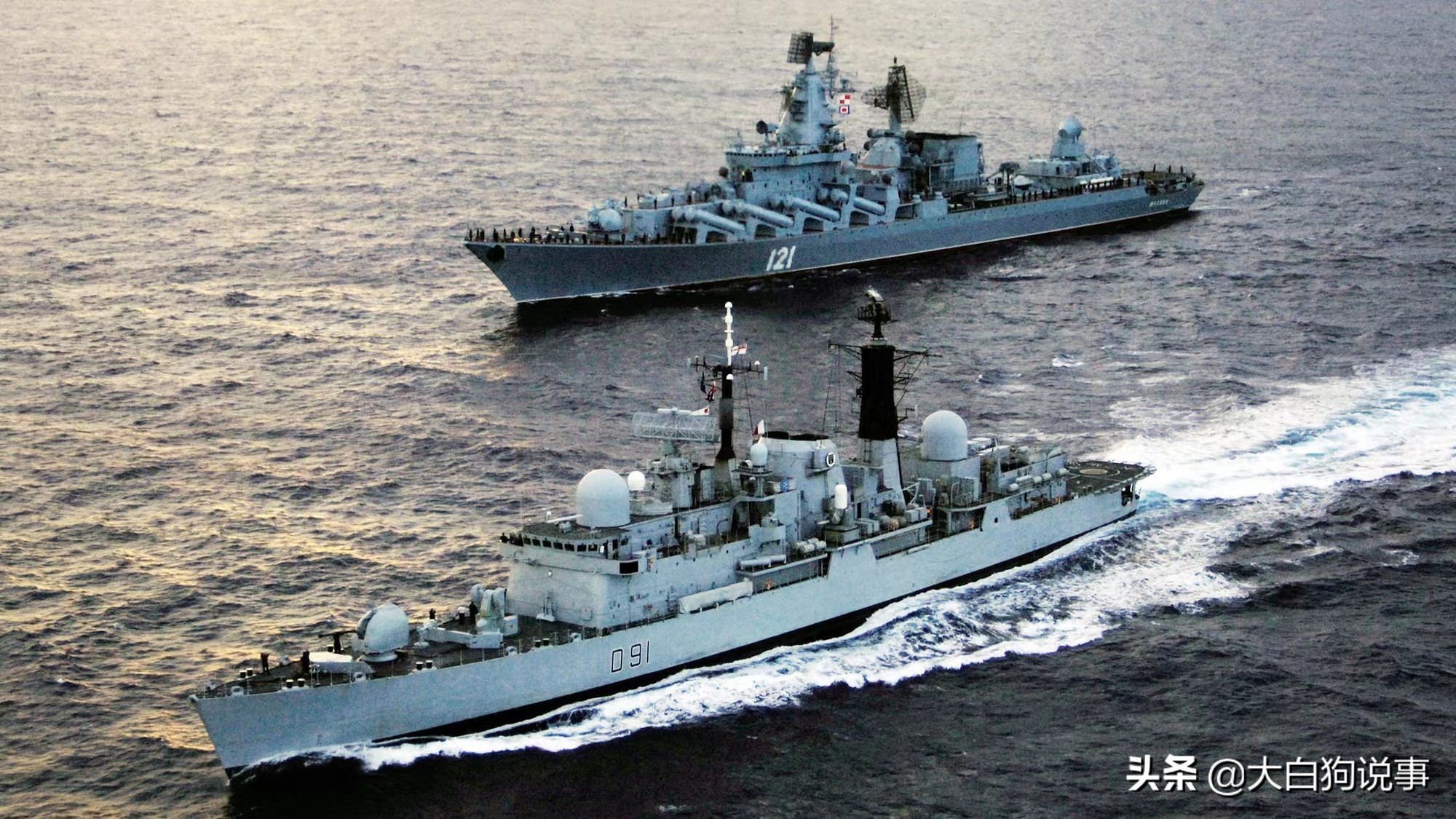 Ī˹�ƺ����ʱ���ع⣬���ŵ���������𣬽�ˮ�������ճ�û