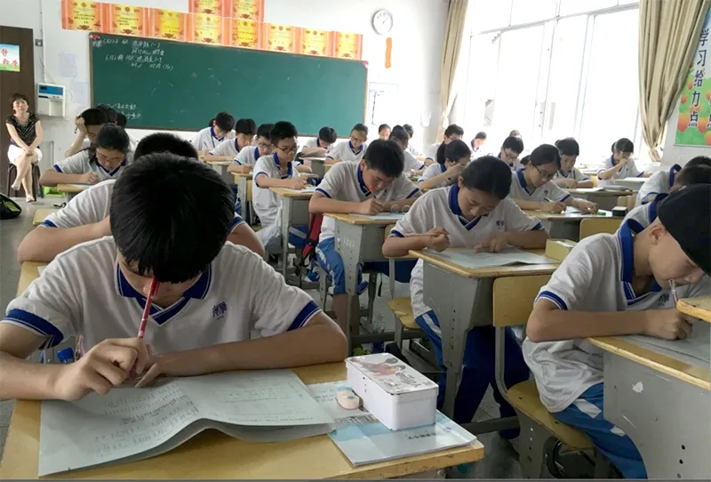 高三省一模成绩公布，学生考试502分，今年还有望考上一本吗？