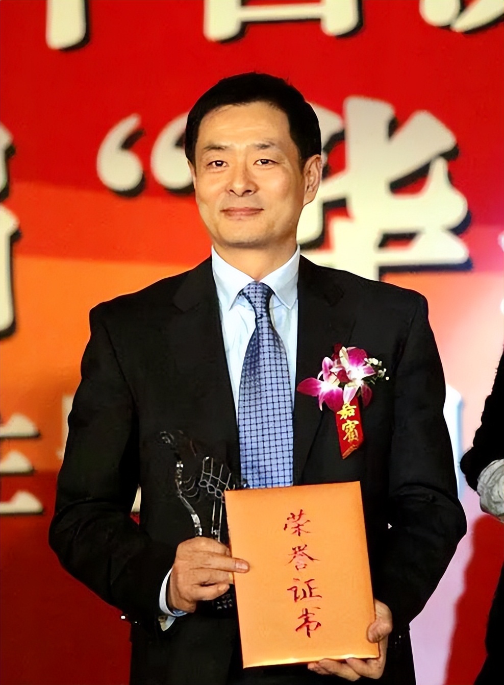 “感动中国人物”濮存昕：好人没好报？69岁照顾母亲至今不敢老去