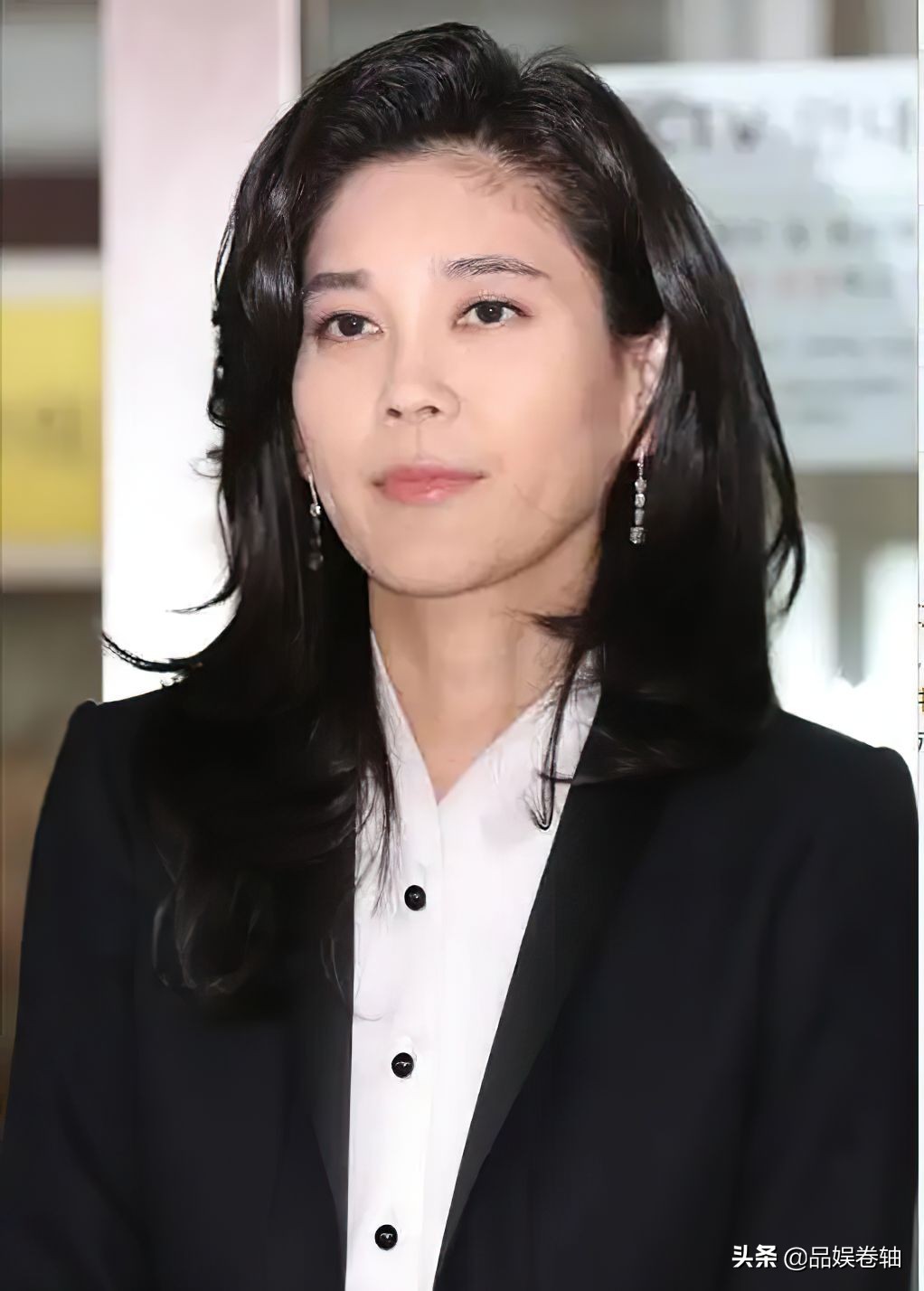 嫁给穷保安离婚被讹百亿,23年后再看"三星公主"李富真过得如何