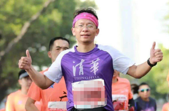 清华大学到底啥样？五道口体校名不虚传，有一点让网友很心疼