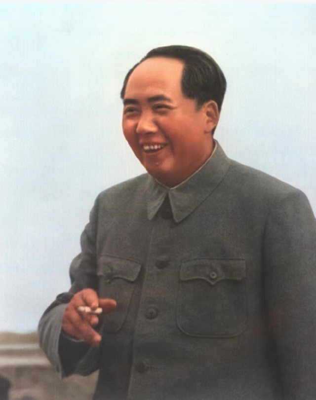 1930年，考生数学交白卷作文写28字，院长看后十分激动：破格录取