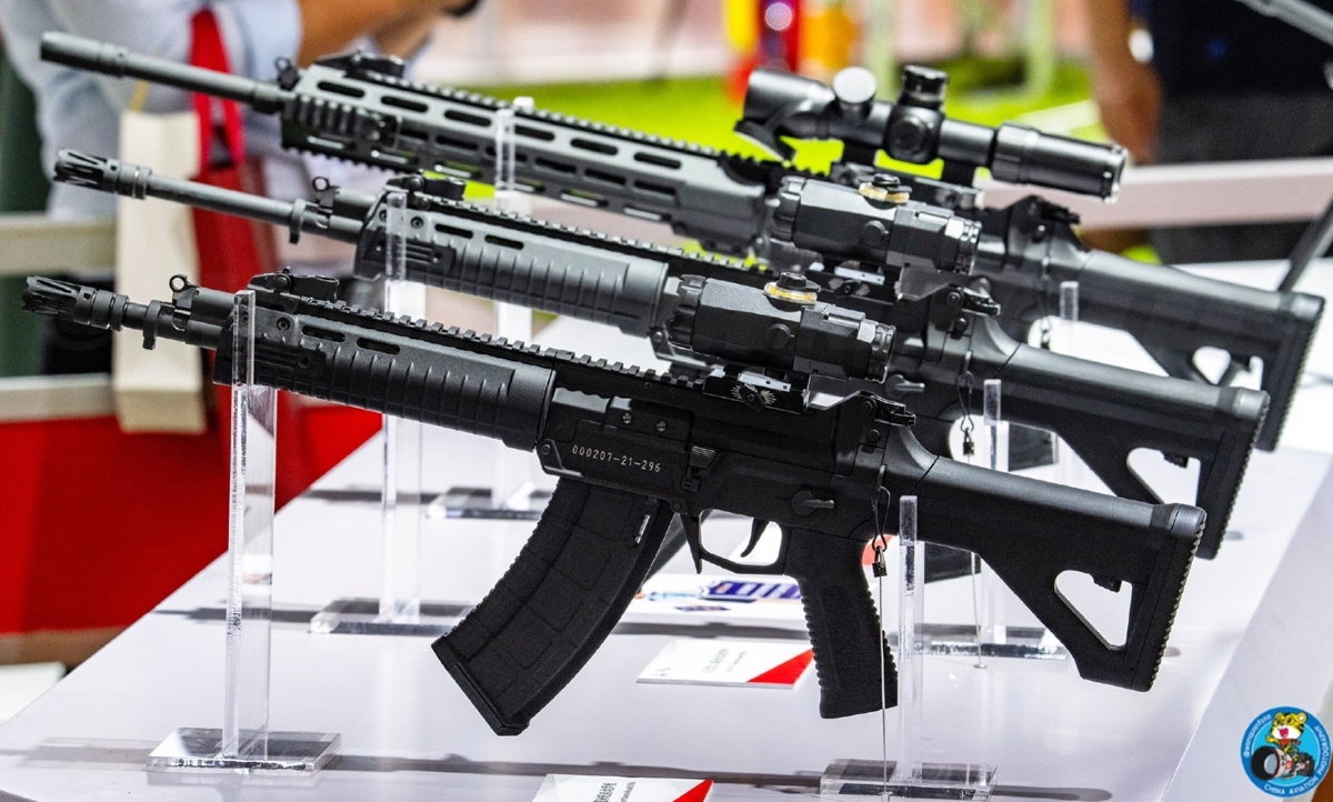 ak74再现俄乌战场,后继者ak12换汤不换药,难与191步枪相提并论