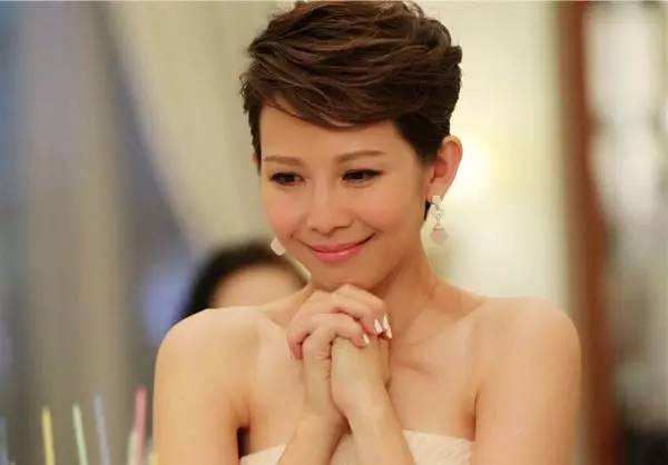 19位惊艳了时光的“80年代港风美女”，个个美到窒息，一见误终身