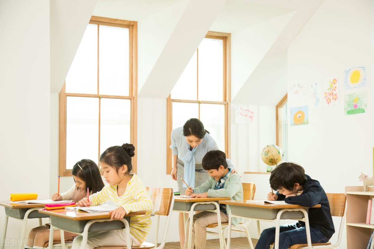 学校年度工作总结优秀范文