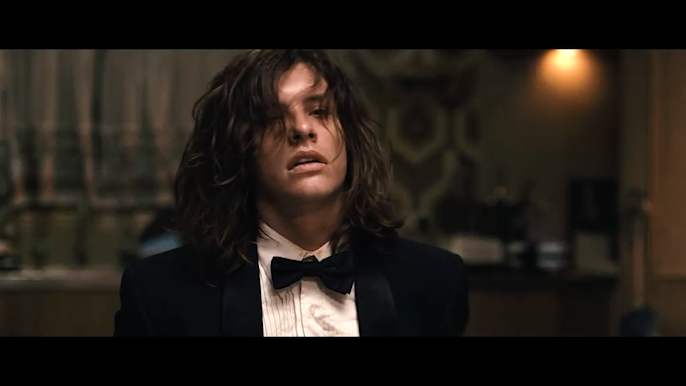 让人肾上腺飙升的电影，全程高能炸裂，将人性的肮脏扒的一丝不剩