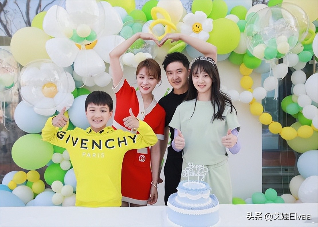 田亮野外露营被妻子喂蒜超腻歪，玩角色互换，超女老婆偶像包袱重