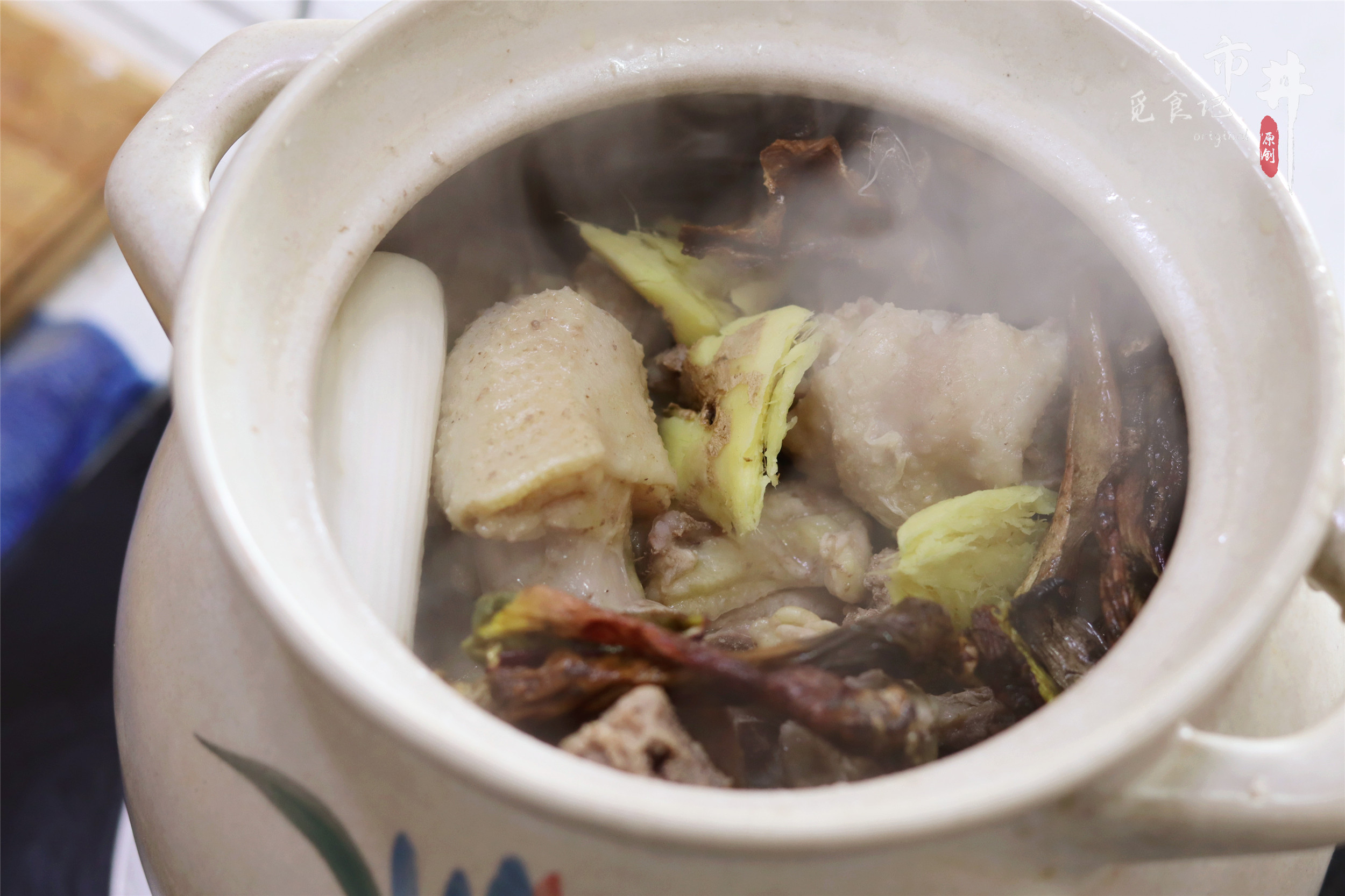 老母雞湯的做法,老母雞湯的做法視頻