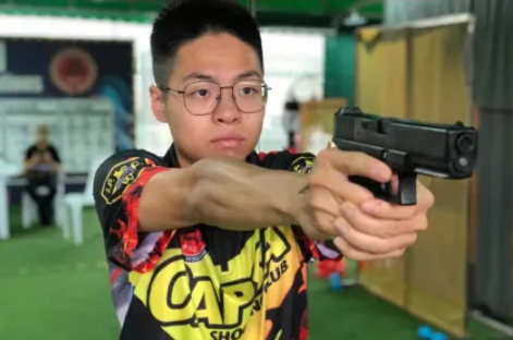 服役陆军、空军，参与重大任务，获首长好评！这10位“学霸军人”来自上海！