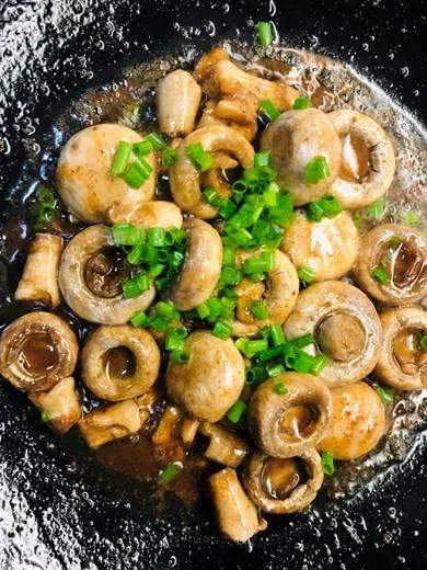 冬天吃蘑菇，营养又养生！9种美味的蘑菇菜品，快做出来尝尝看