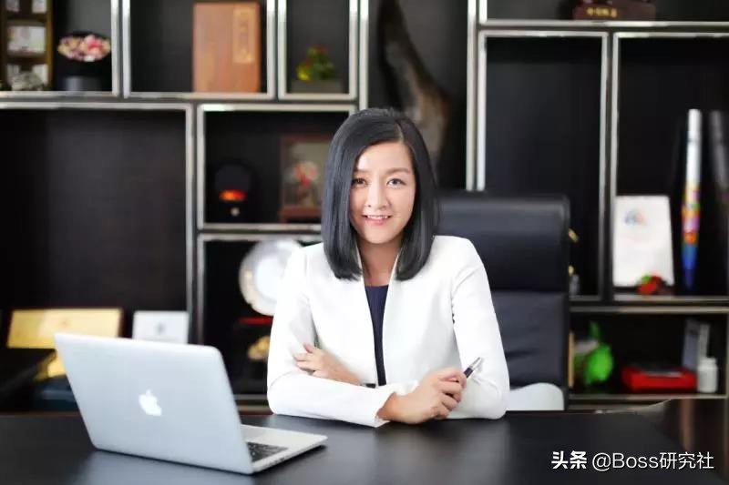 颜值最高的10位女富豪，人均身价286.2亿，看看啥叫真正的名媛