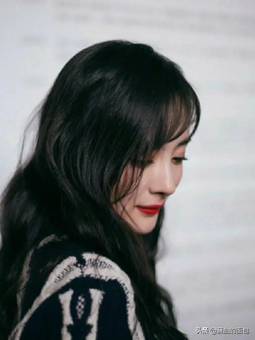 杨幂也太哇塞了吧