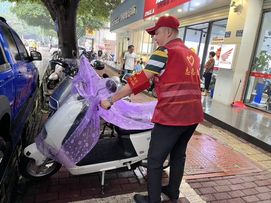 漳州市市场监管局全员发动助力创城攻坚