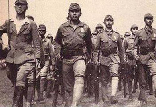 �̵㿹��ս���У����й����ӻ��еİ�λ�ձ��߼����٣���λΪ��