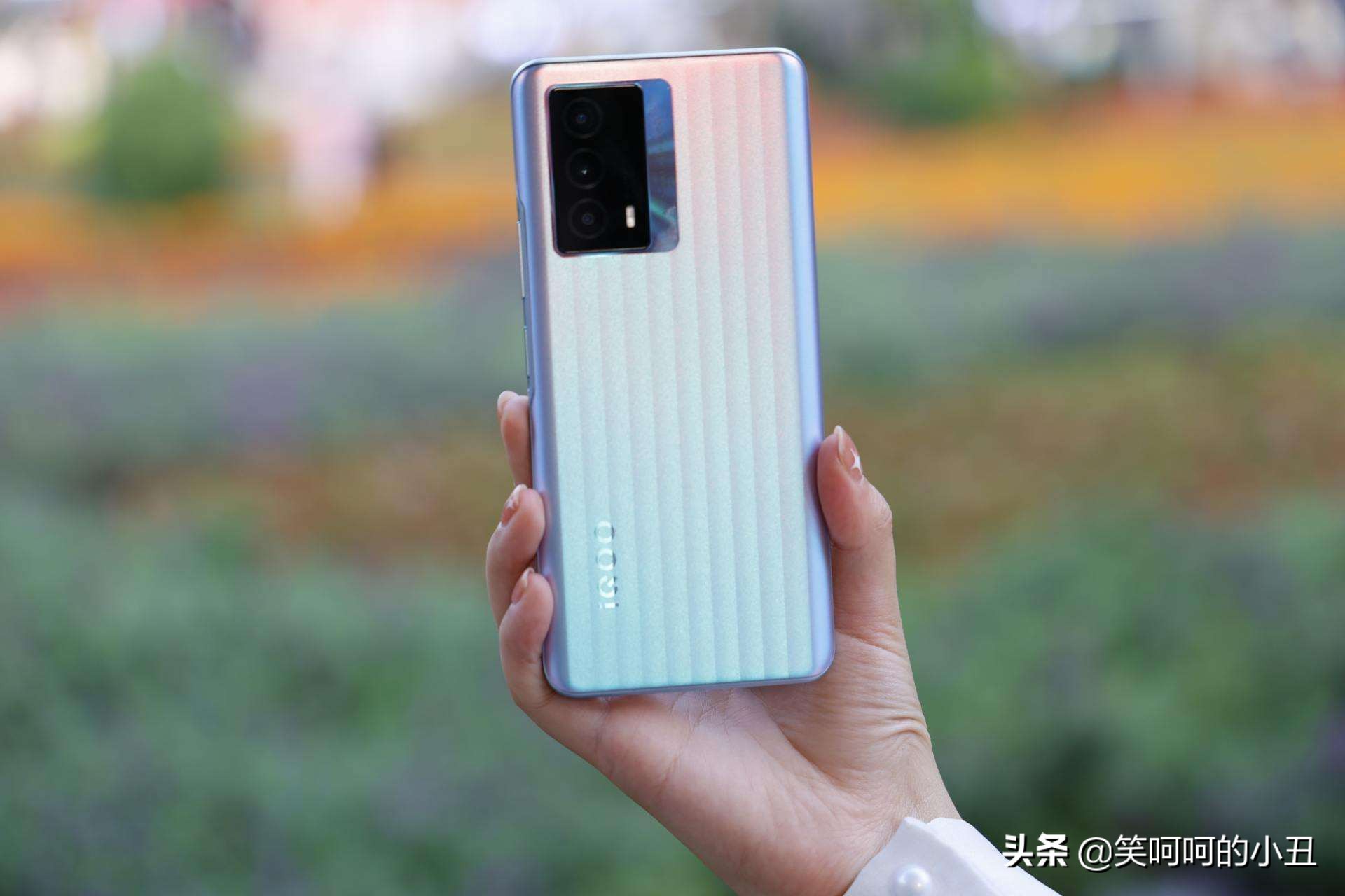 适合父母用的3款手机：大电池高性价比，实用性很高