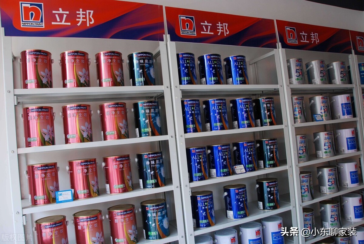选购乳胶漆时需注意品牌、环保性、遮盖力和价格等。以下为您推荐几款高性价比的乳胶漆。