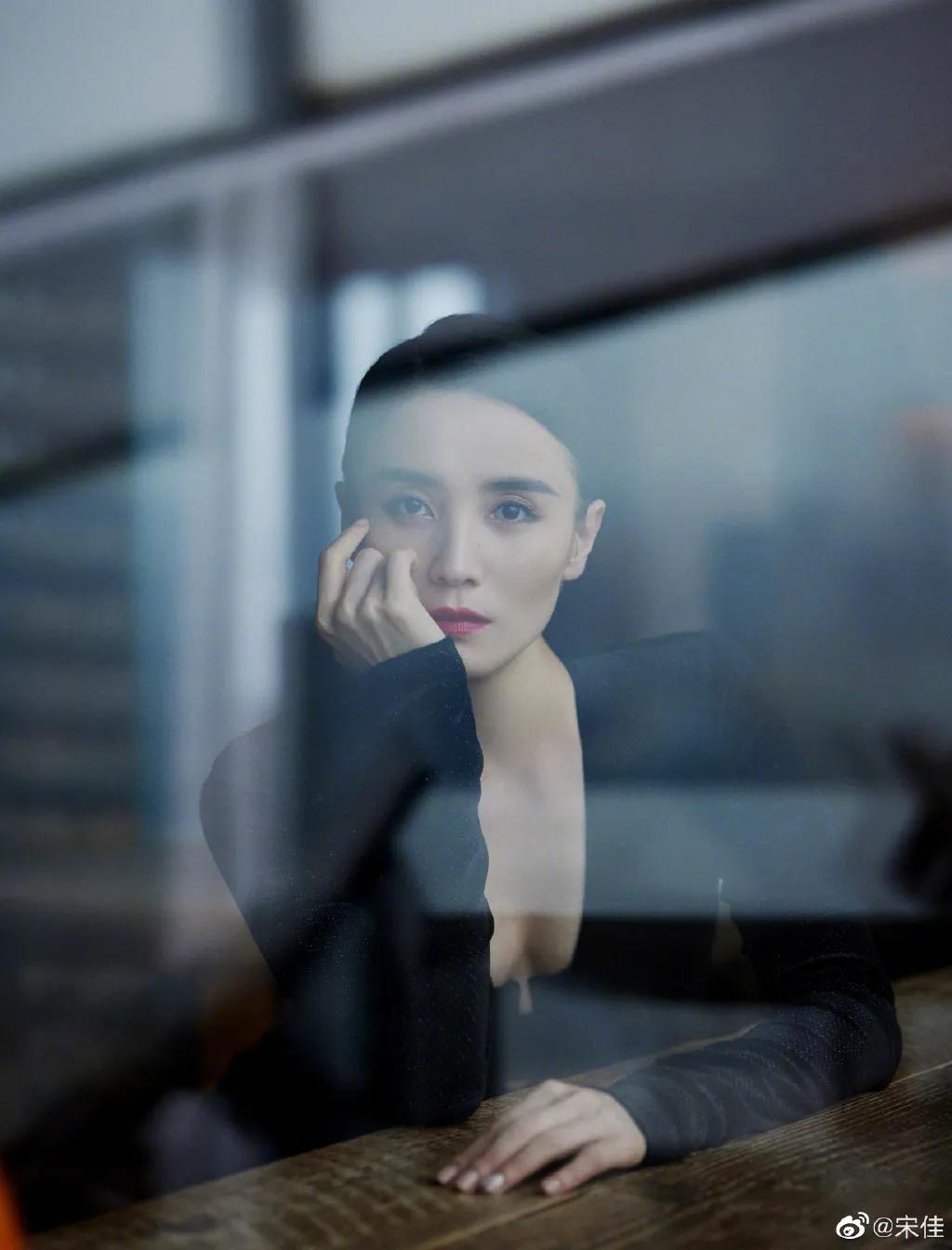 生活中随性的宋佳，你们喜欢她吗？