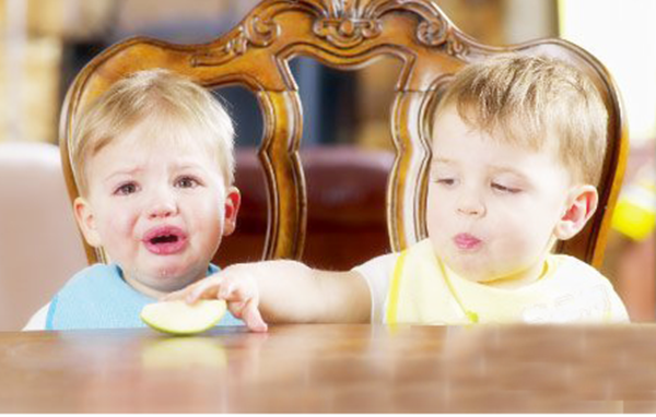 为何高考被顶替者女性居多？她们都有一个共同点，很容易被人利用