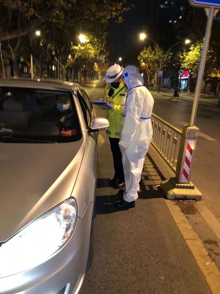 是女儿，是妻子，是母亲，是人民警察——西安碑林大队女子突击队​