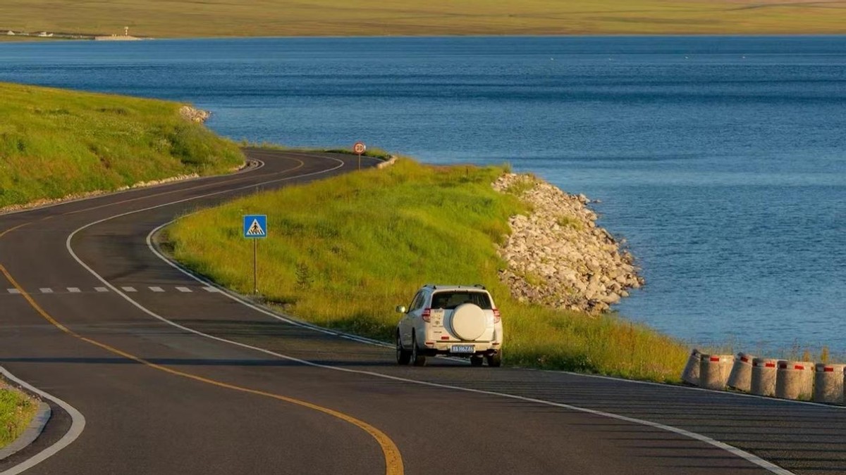 四川“寒门女孩”张心语，高考693分上清华：母亲蹬三轮供她上学