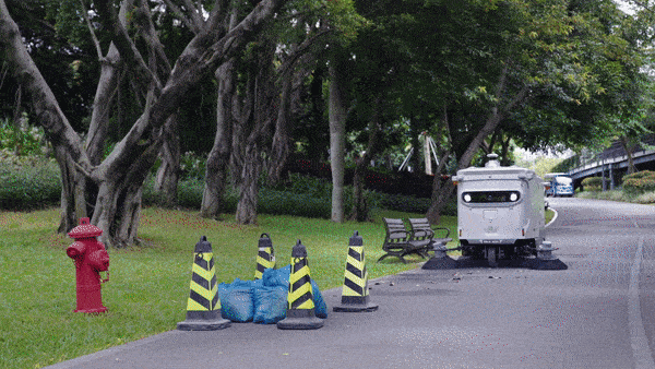 新品发布 I 坎德拉智能科技阳光S200多功能清扫机器人正式亮相