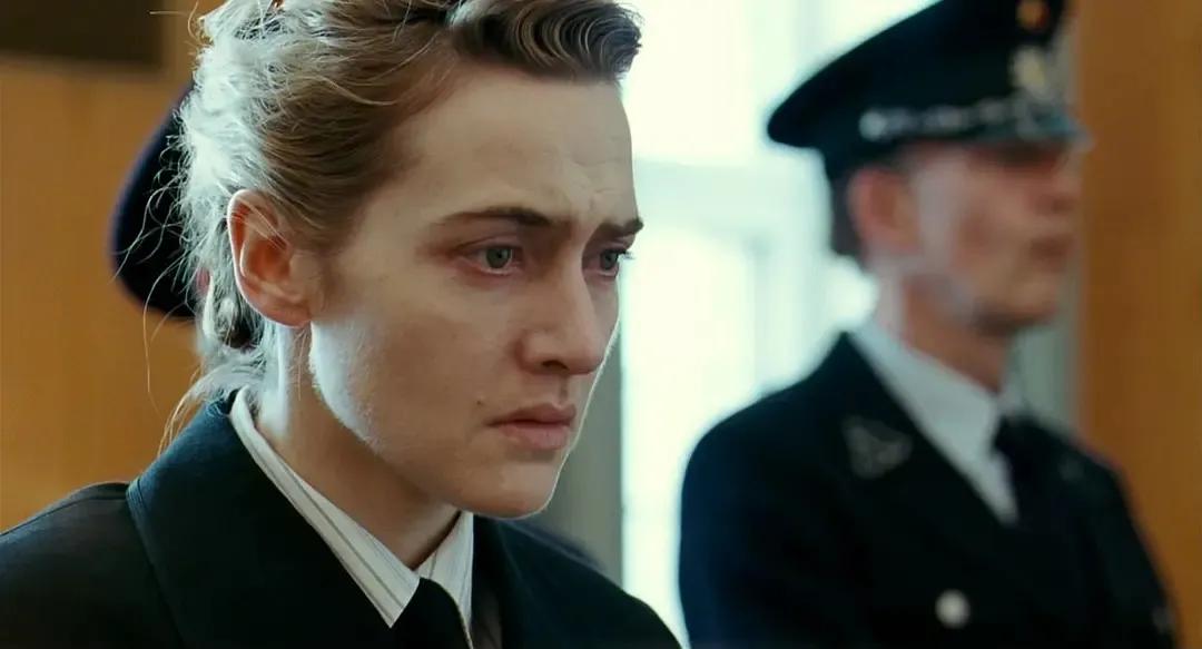 15岁少年和36岁女邻居的秘密恋情，这部R级电影成了经典