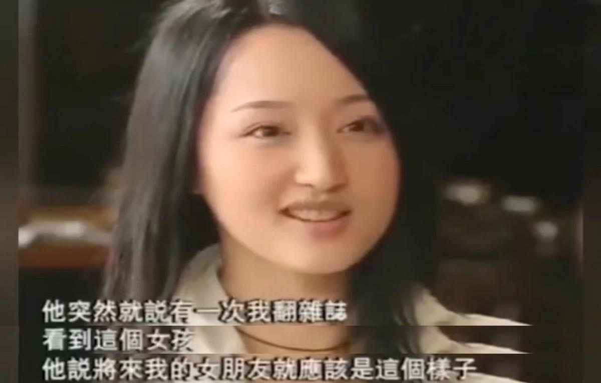 赖文峰出狱后娶妻生子，杨钰莹却至今未婚，她在追求什么？