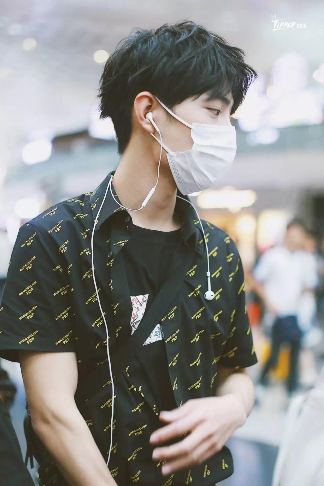 考古肖战:2018年9月—12月机场时间线汇总,今天请叫我收图狂魔