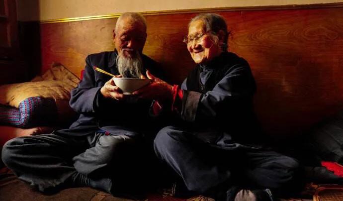 七绝《父母情》三首