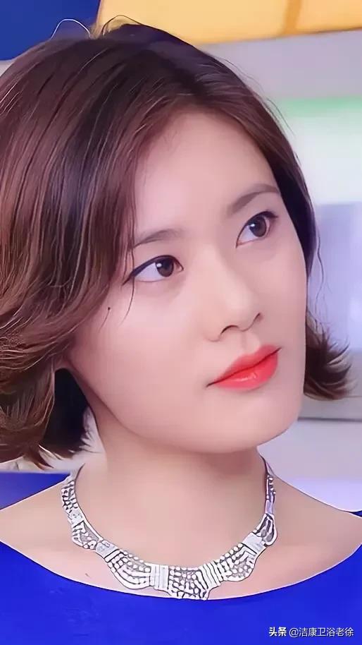 韩国明星秋瓷炫